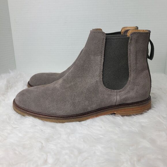 Clarks Clarkdale Gobi Men\'s Chelsea Boots Size 7 Taupe Suede Shoes Shoes